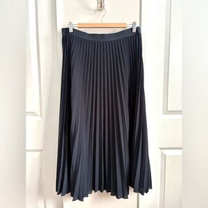 H&M Navy Pleated Midi Skirt (Stretch Waist)